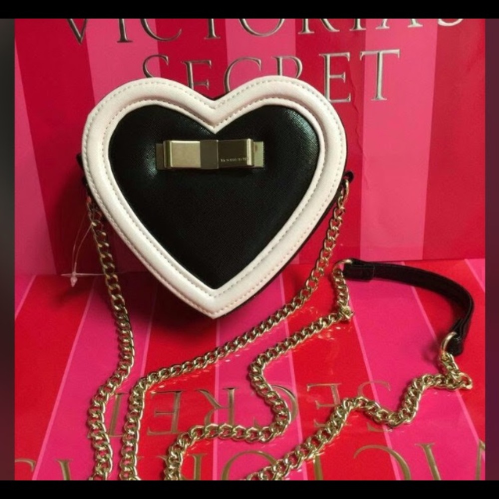 Vs heart purse